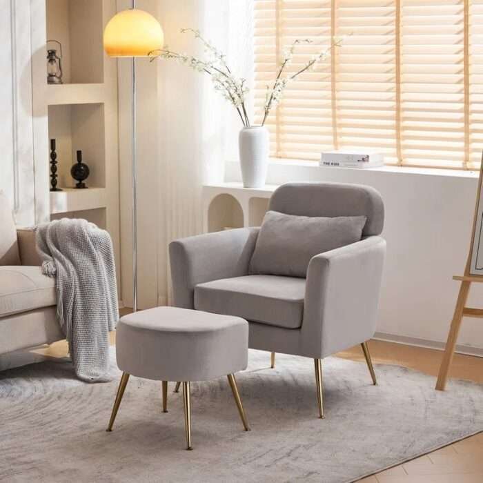 PlushPanache Velvet Chair