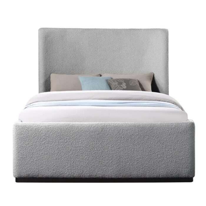 VelvetVignette Tranquil Nook