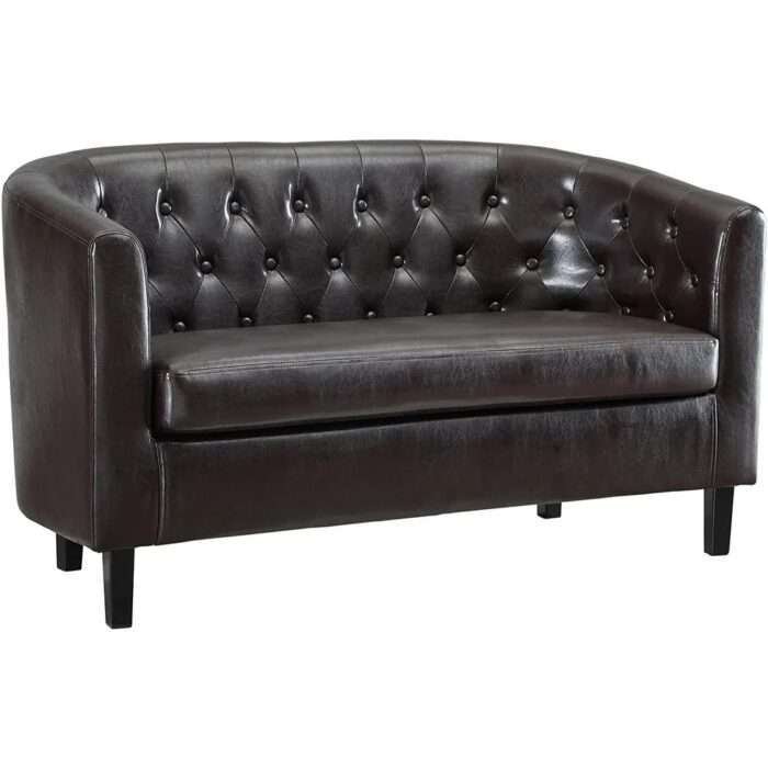 UrbanChic Lounges Lether Sofa