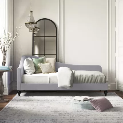 EleganceEnclave Chaise Elegance